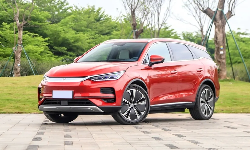 Новый BYD Tang