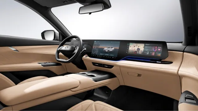 Changan CS75 Plus — фото 3