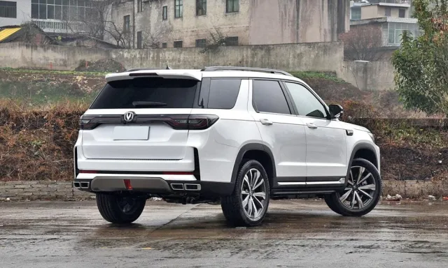 Changan CS95 Plus — фото 3