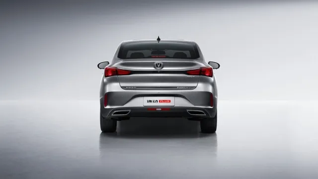 Changan Eado Plus — фото 25