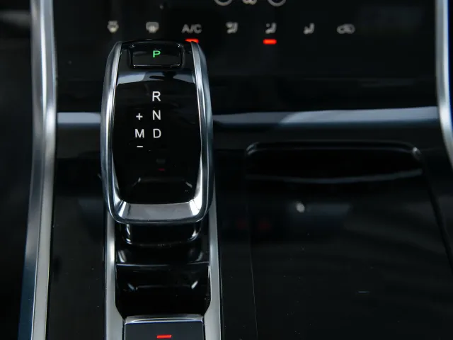 Chery Tiggo 8 — фото 10