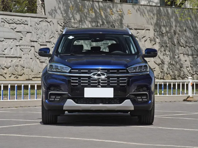 Chery Tiggo 8 — фото 2