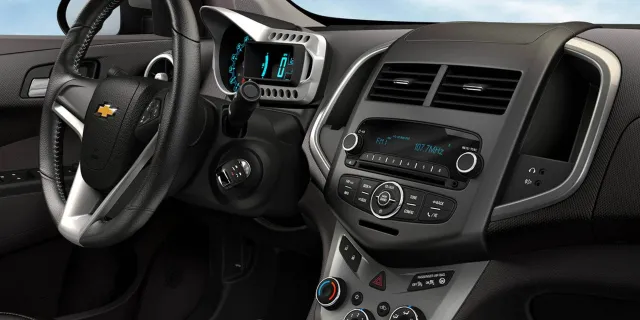 Chevrolet Aveo — фото 2