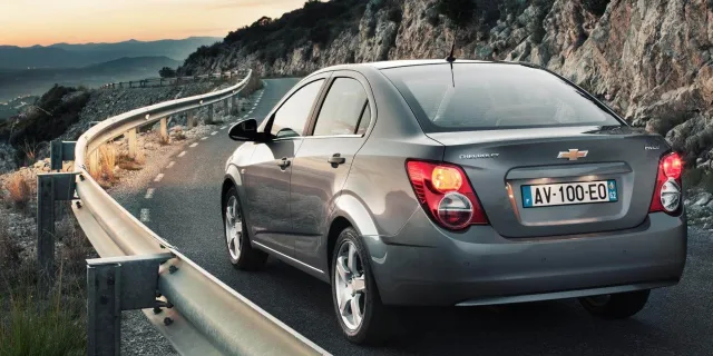 Chevrolet Aveo — фото 6