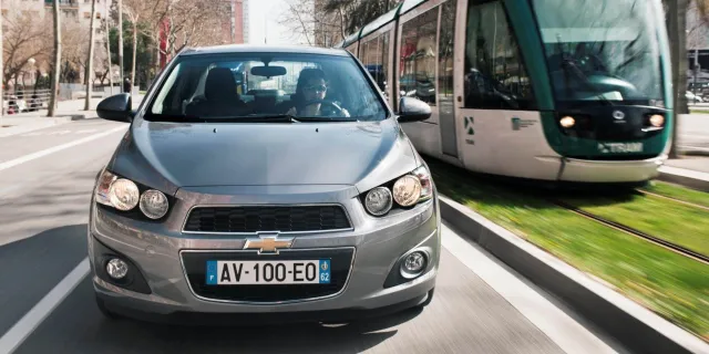 Chevrolet Aveo — фото 8