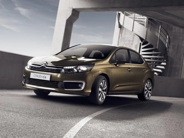 Citroen C4 — фото 1