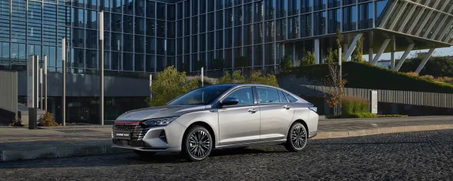 Dongfeng Aeolus Yixuan Max — фото 12