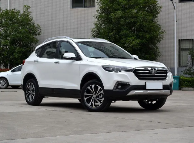 FAW Besturn X80 — фото 2