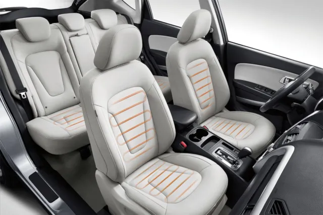 FAW Besturn X80 — фото 7