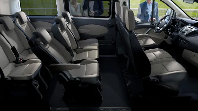 Ford Tourneo Custom — фото 7