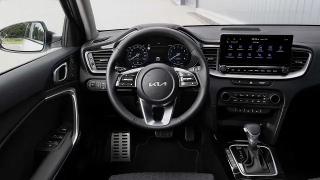 Kia Ceed — фото 8