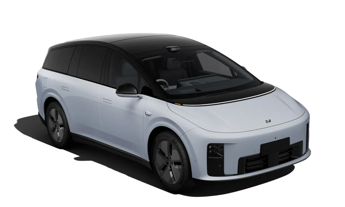 Li Auto (Lixiang) i8 2026 года в цвете небесно голубой