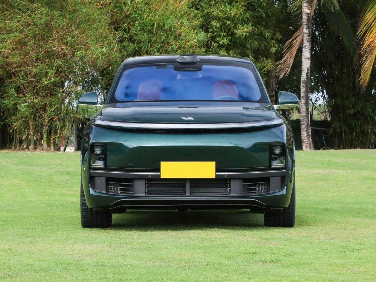 Li Auto (Lixiang) L8