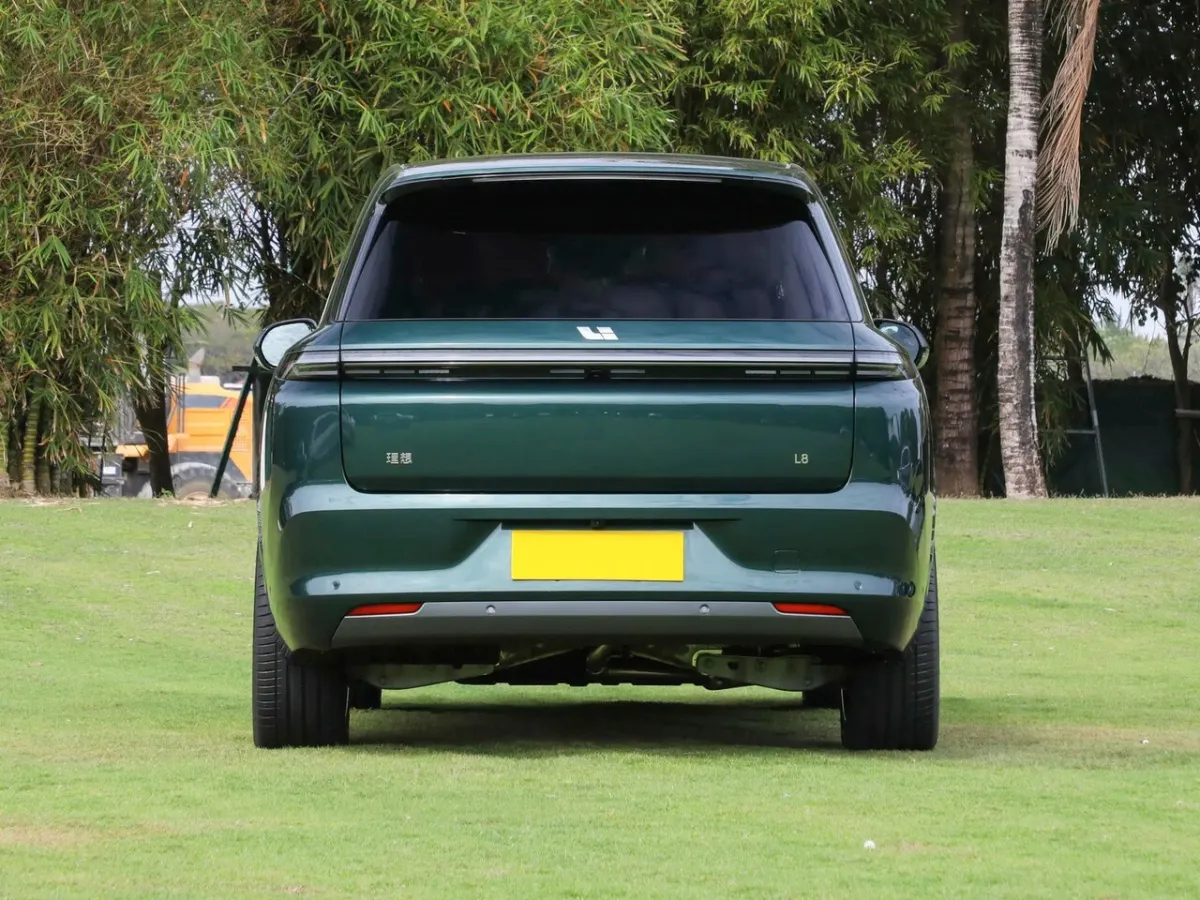 Li Auto (Lixiang) L8