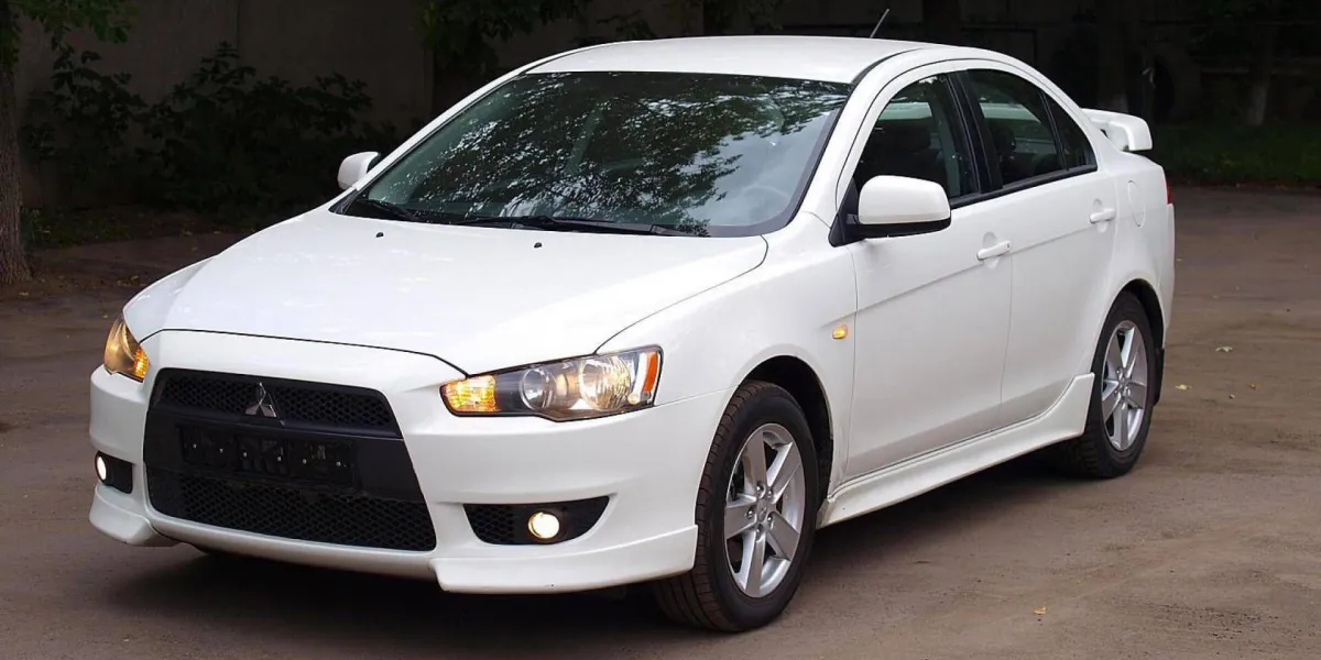 Mitsubishi Lancer