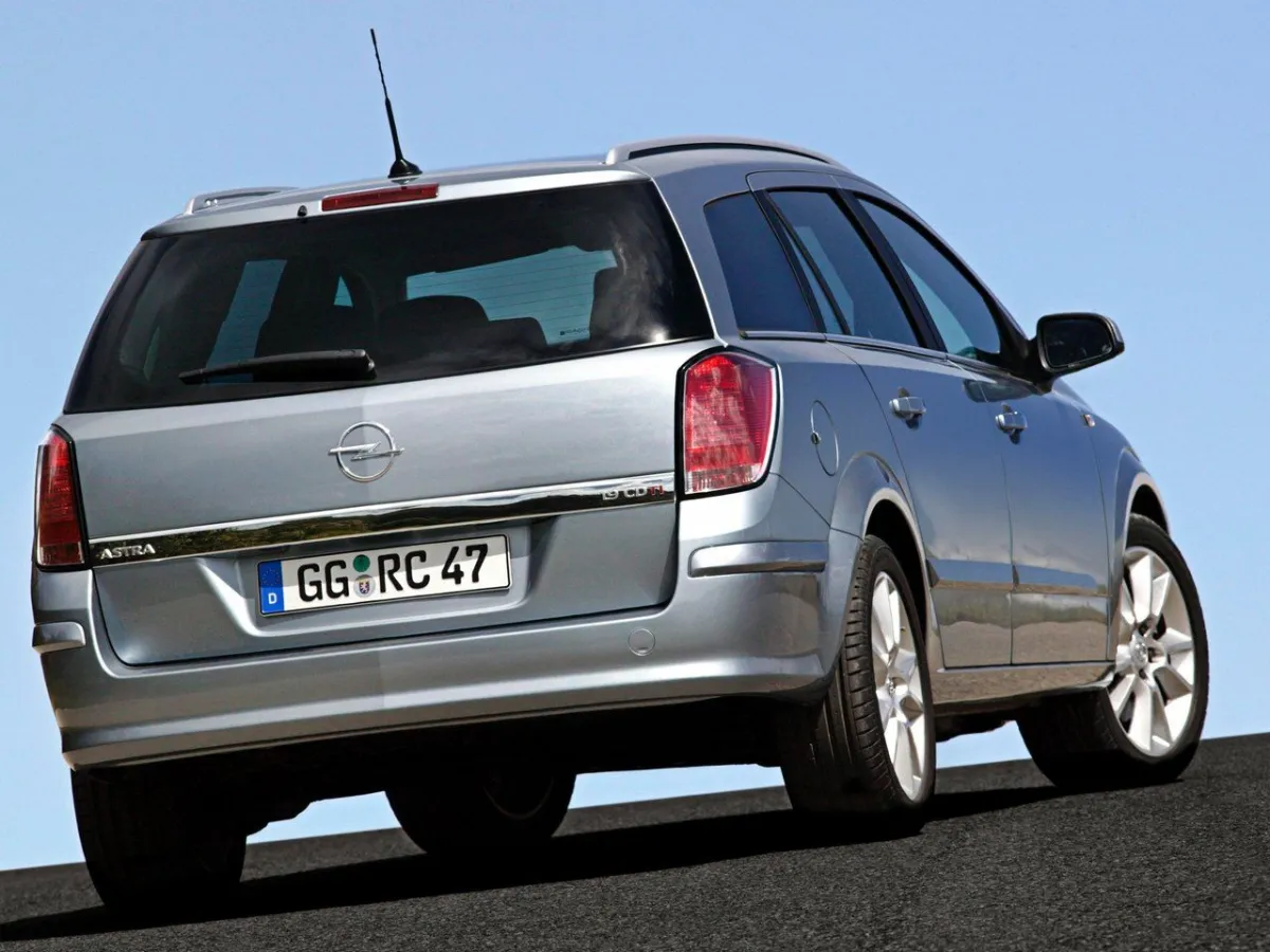 Opel Astra universal-h