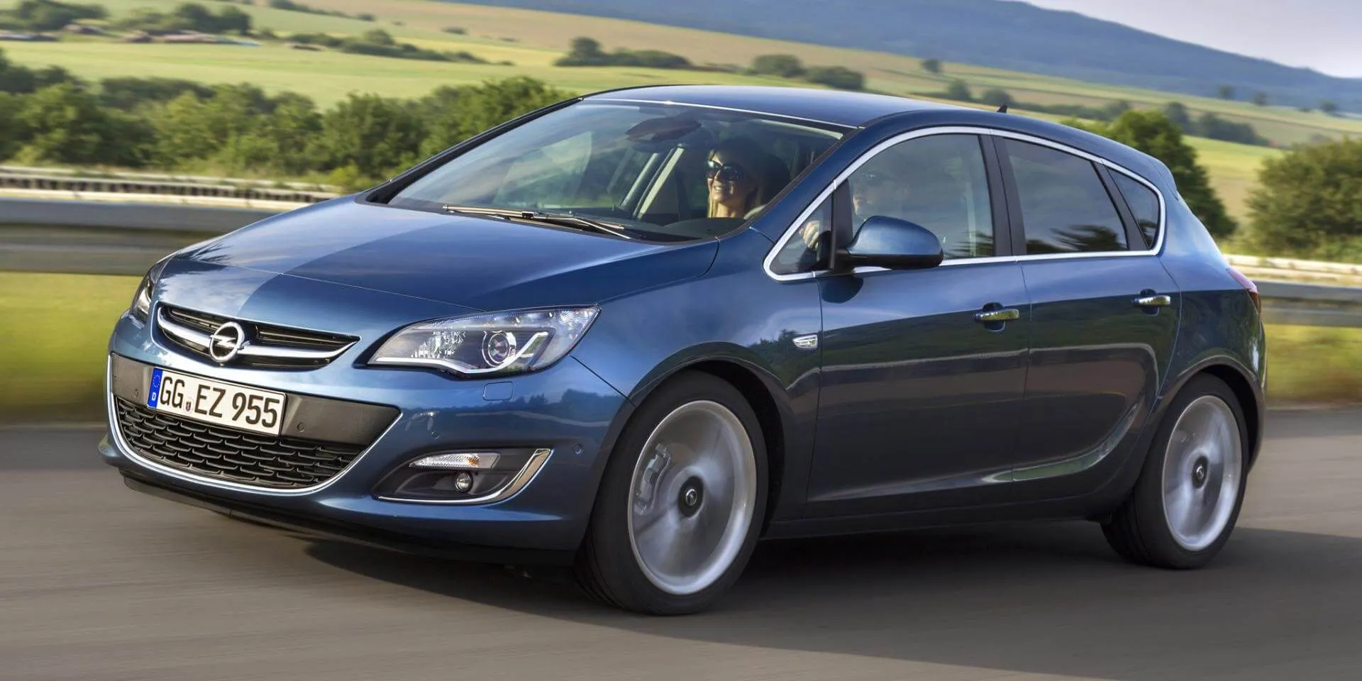 Opel Astra hatchback-5dv — фото 1