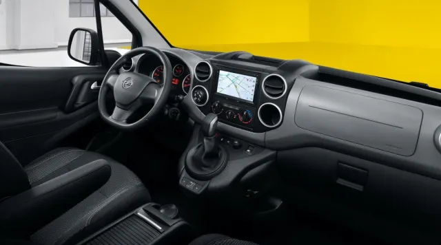 Opel Combo — фото 9
