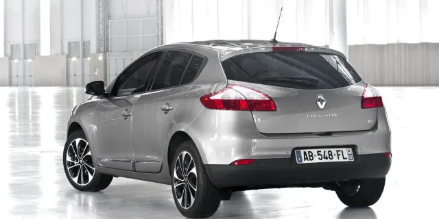 Renault Megane — фото 9