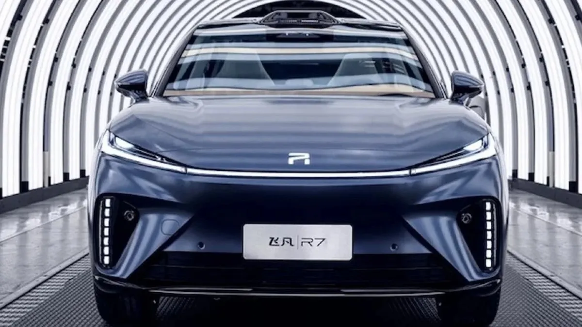 Rising Auto R7