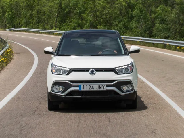 SsangYong XLV — фото 3