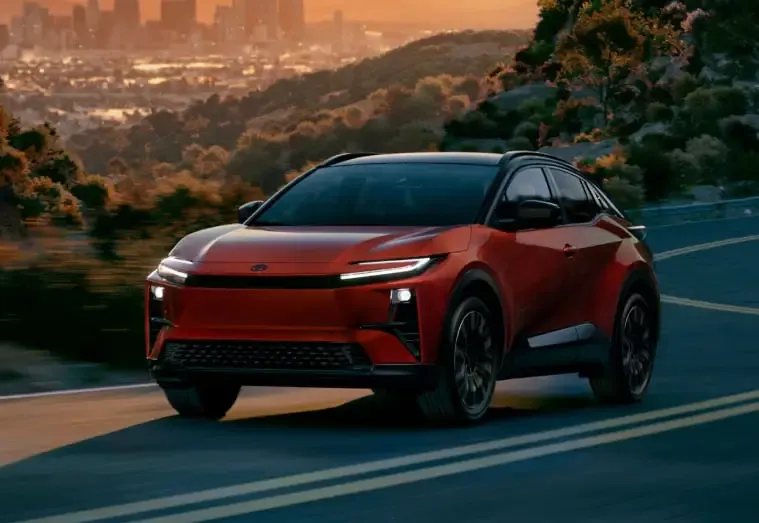 Новый Toyota C-HR