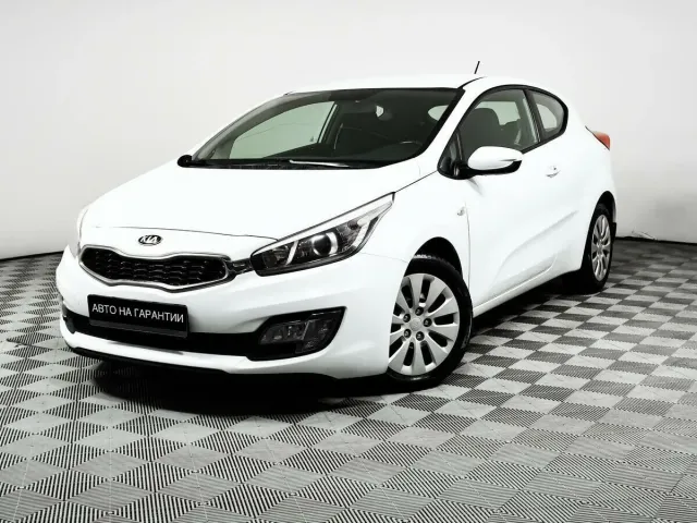 Kia Ceed II, 2013
