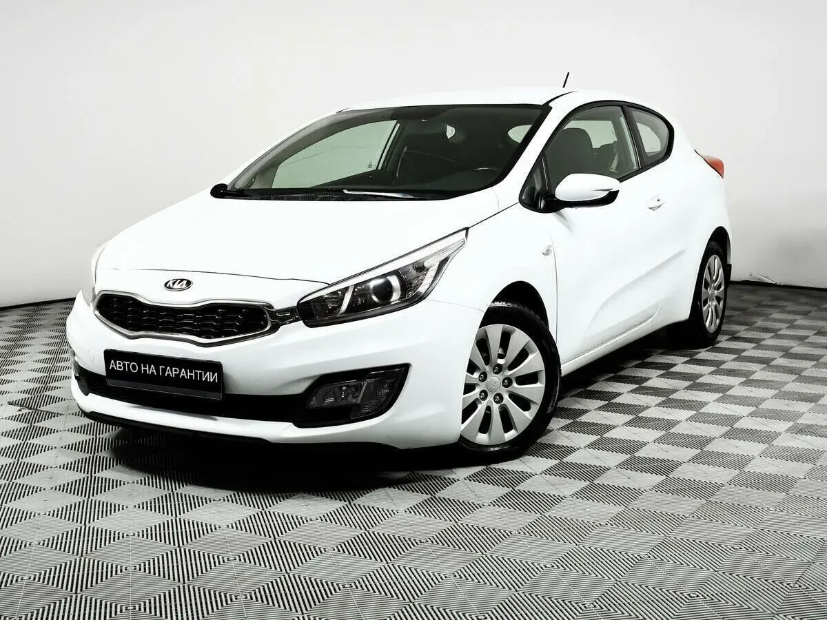 Kia Ceed II, 2013