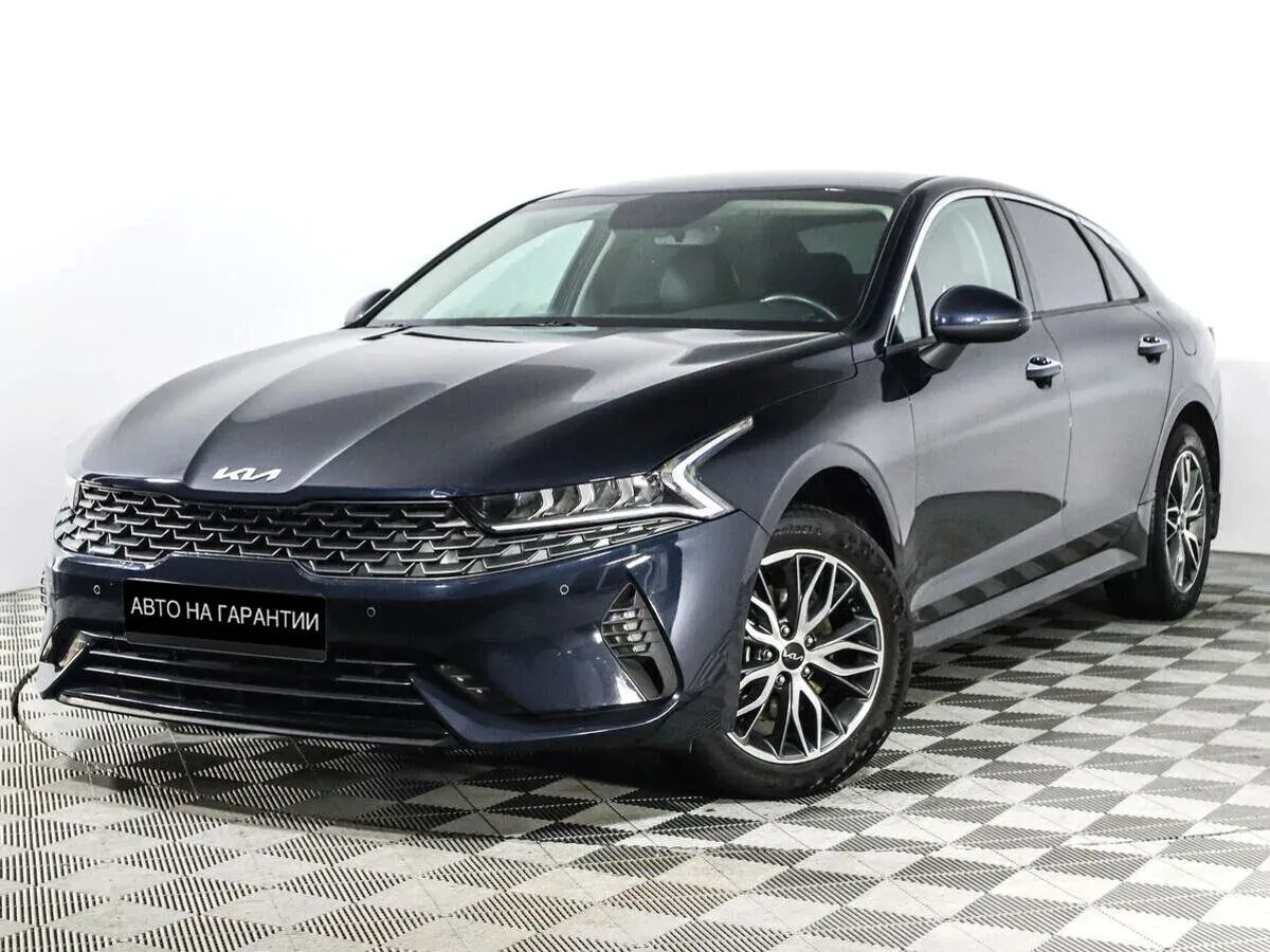 Kia K5 III, 2021