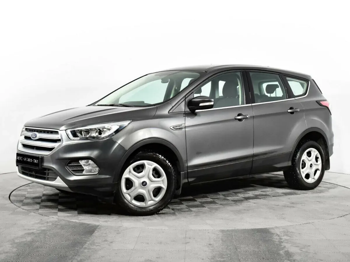 Ford Kuga II Рестайлинг, 2017