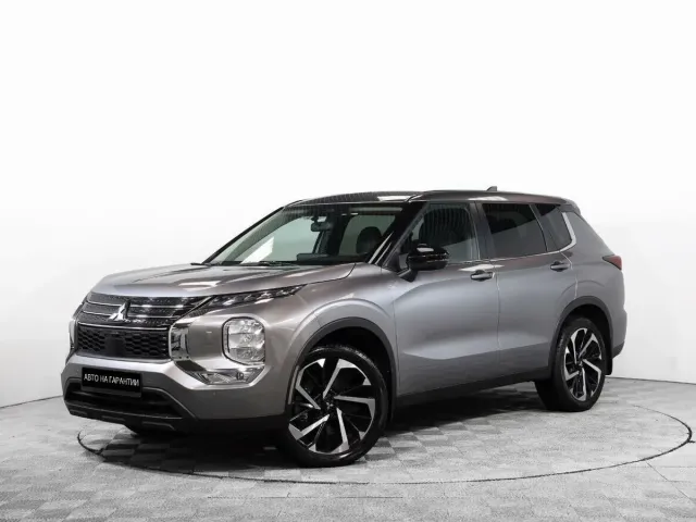Mitsubishi Outlander IV, 2021