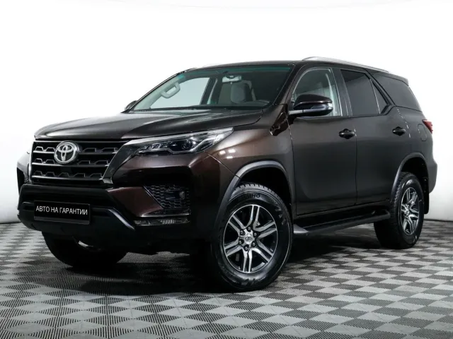 Toyota Fortuner II Рестайлинг, 2021