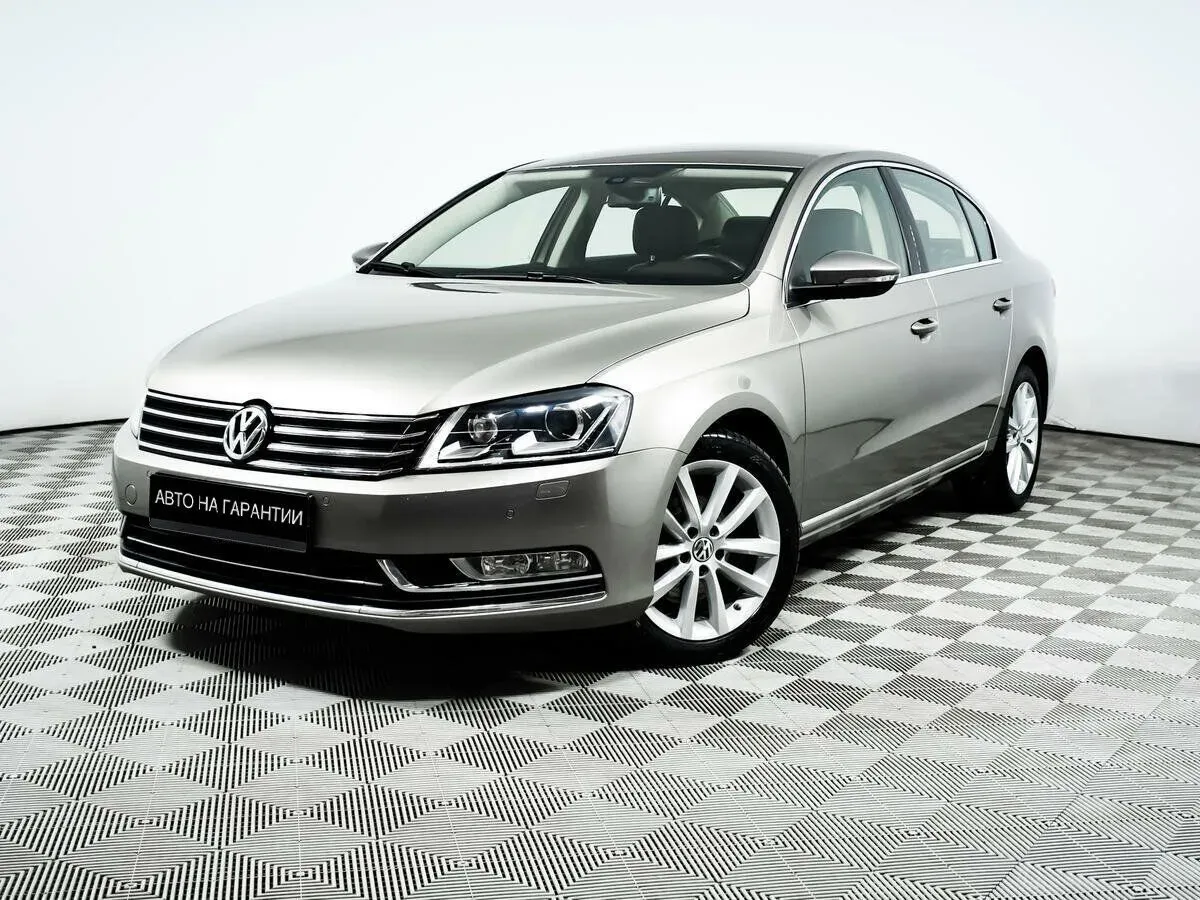 Volkswagen Passat B7, 2012