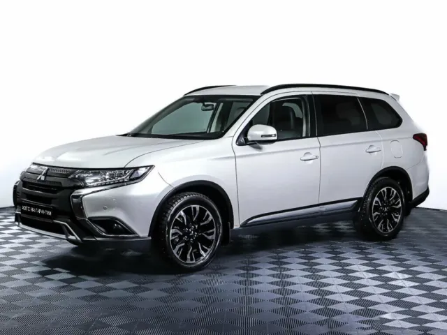 Mitsubishi Outlander III Рестайлинг 3, 2021