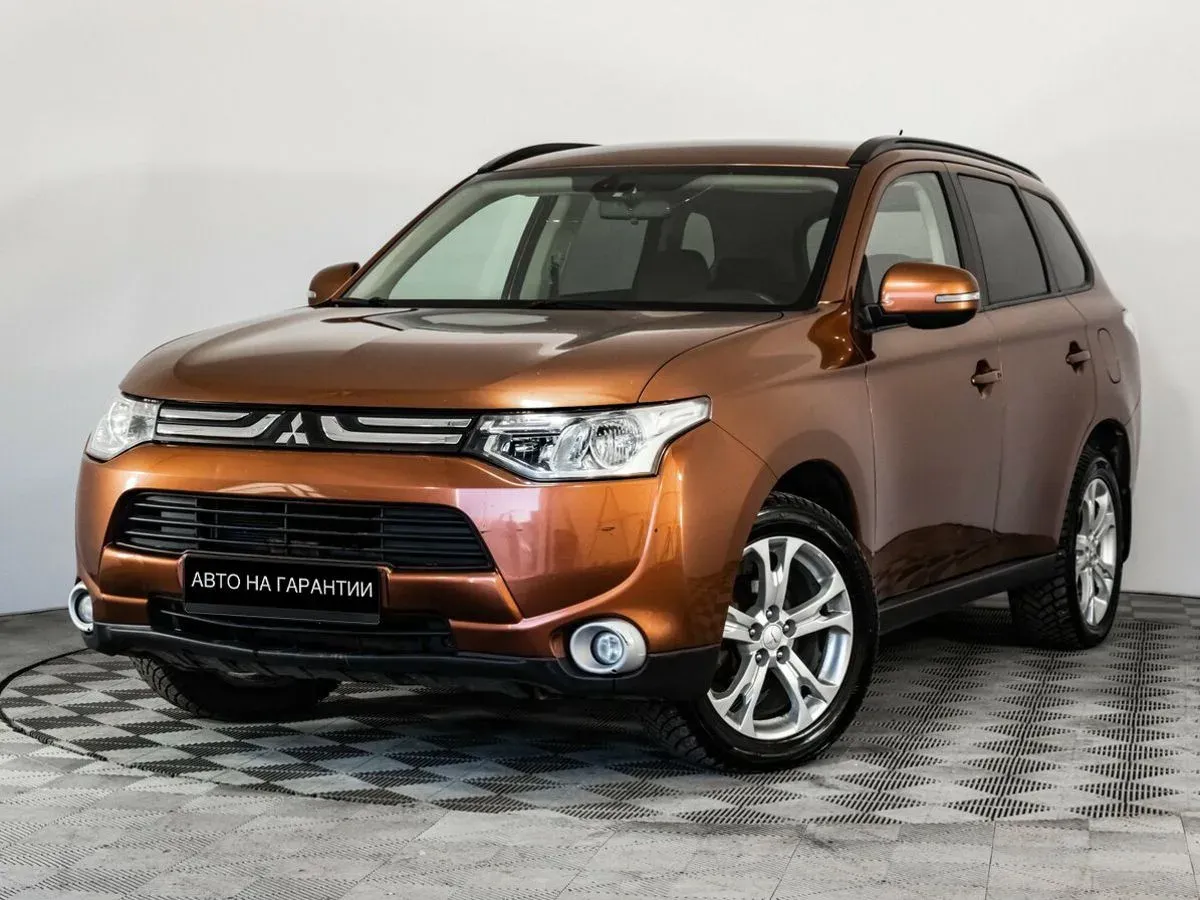 Mitsubishi Outlander III, 2012