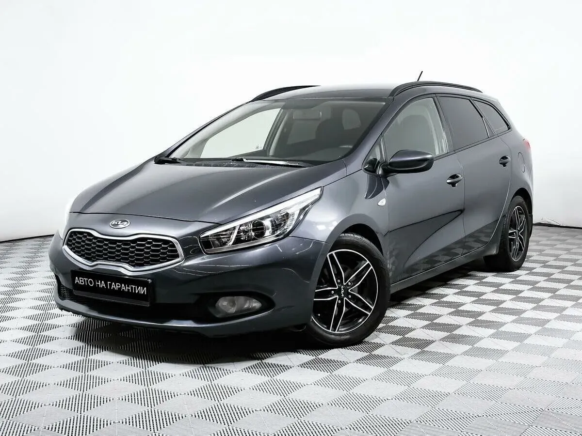 Kia Ceed II, 2013