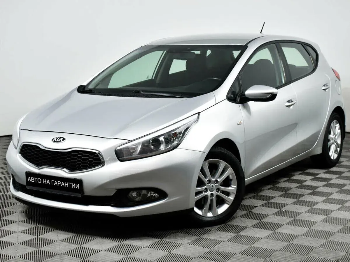 Kia Ceed II, 2013