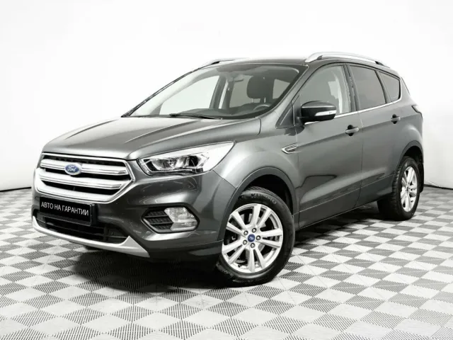 Ford Kuga II Рестайлинг, 2019