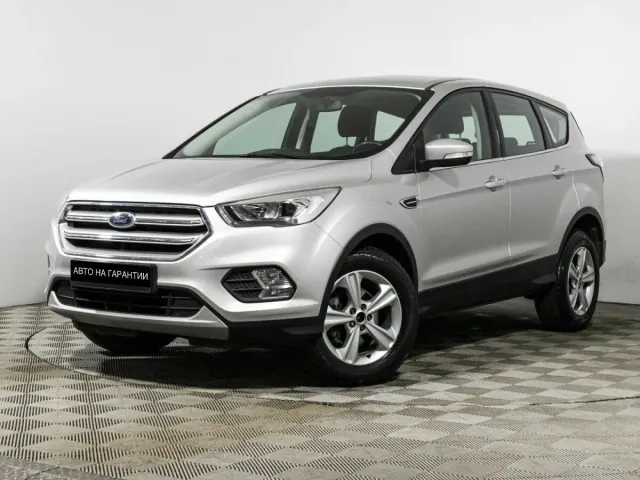 Ford Kuga II Рестайлинг, 2019