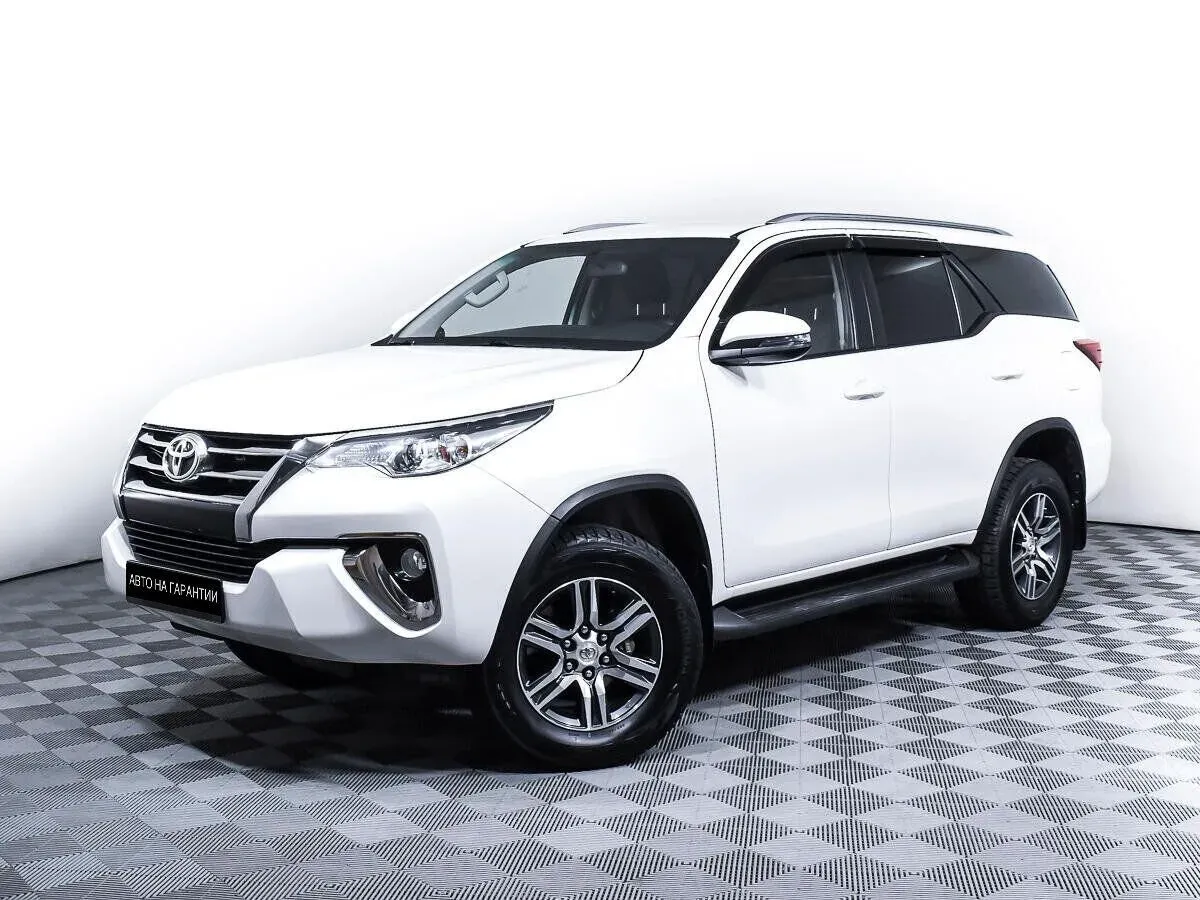 Toyota Fortuner II, 2020