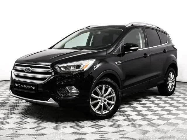 Ford Kuga II Рестайлинг, 2017