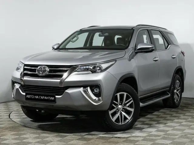 Toyota Fortuner II, 2017
