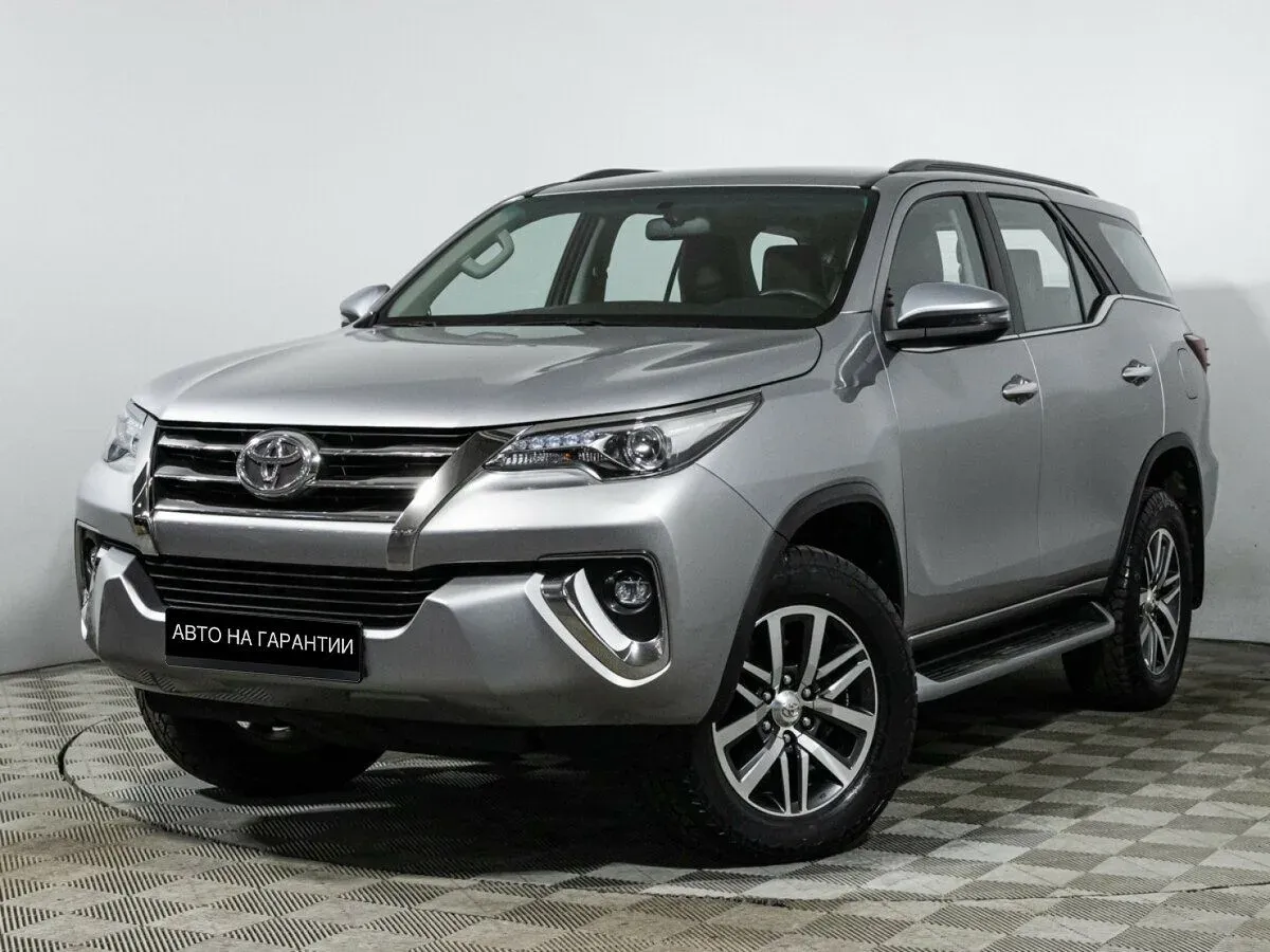Toyota Fortuner II, 2017
