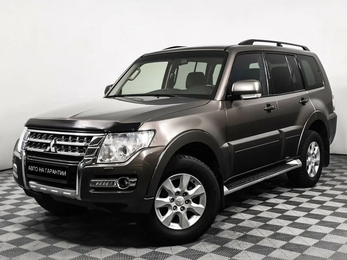 Mitsubishi Pajero IV Рестайлинг 2, 2015