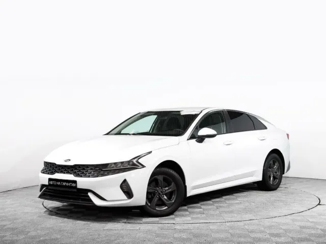 Kia K5 III, 2021
