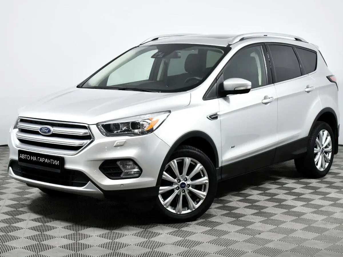 Ford Kuga II Рестайлинг, 2017