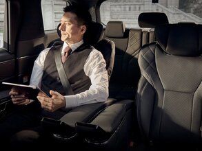 Галерея Toyota Alphard - Фото 10