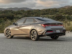 Галерея Hyundai Elantra 2021 - Фото 2