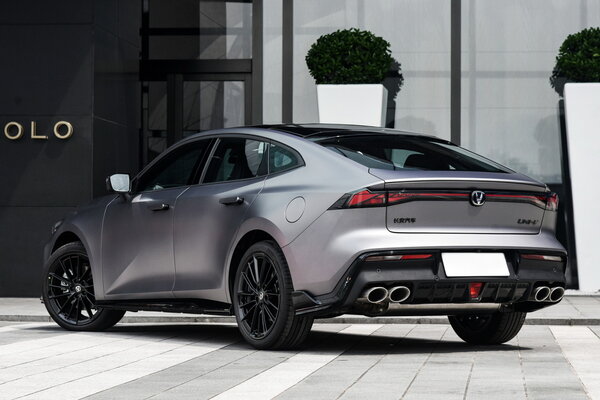 Галерея Changan UNI-V - Фото 1