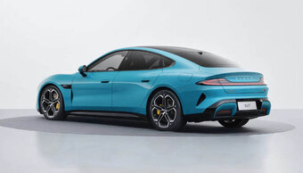 Галерея Xiaomi SU7 - Фото 5